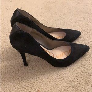 Sam Edelman black pointed pumps size 6